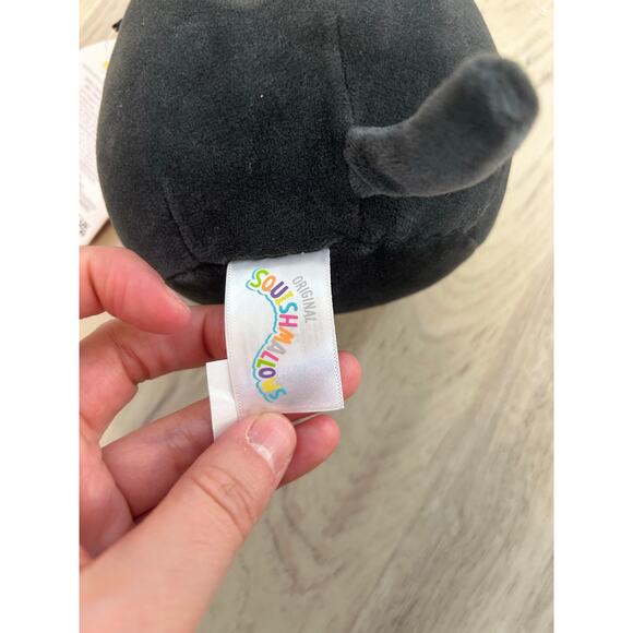 NWT Squishmallows Kyra Halloween Black Cat Gold Metallic Belly 5 Inch Plush - Picture 5 of 5